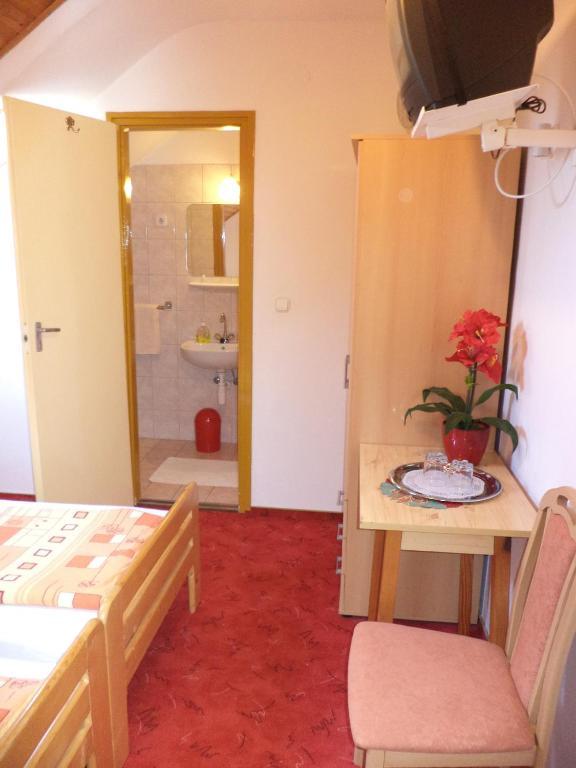 Herkules Panzio Nagykanizsa Room photo